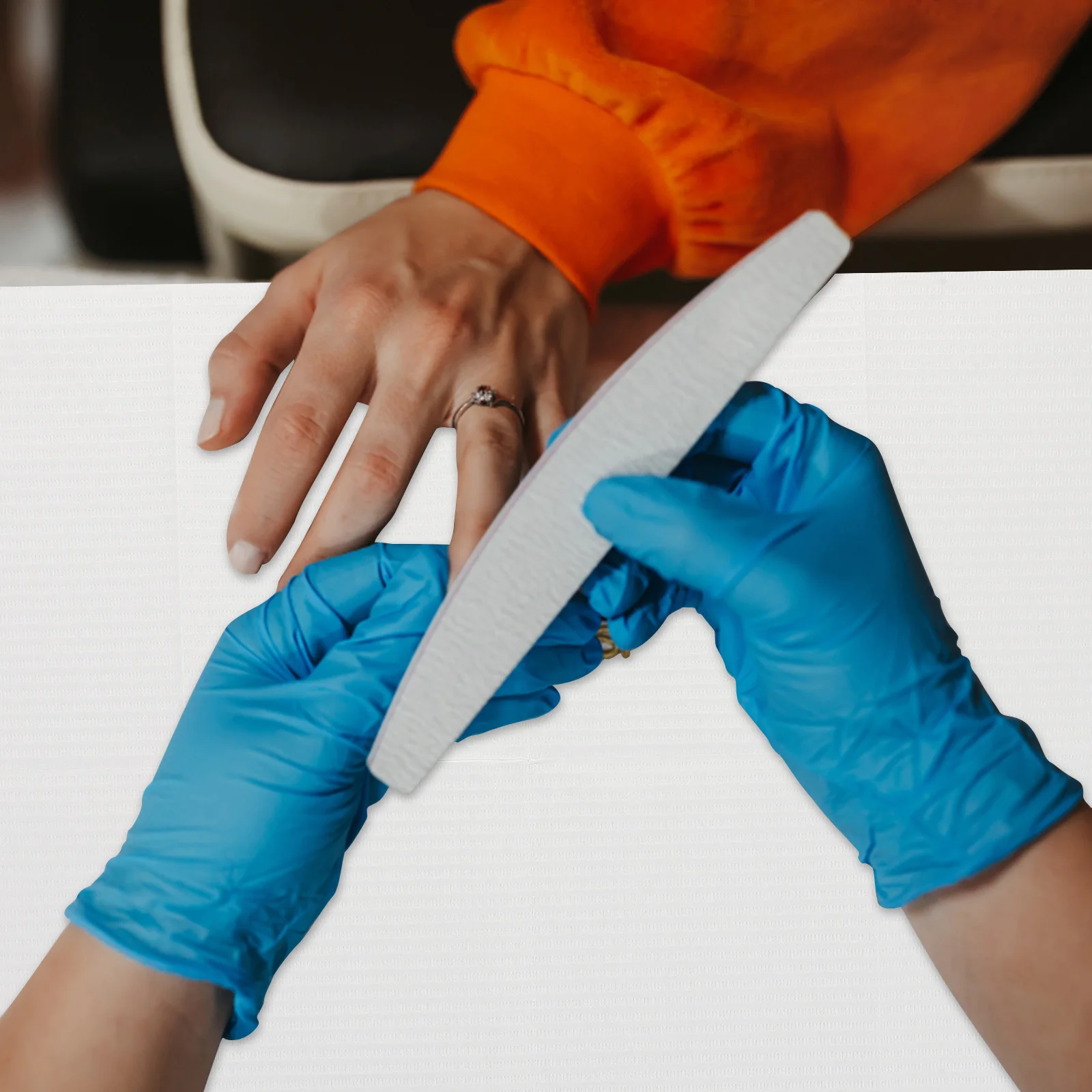 

125Pcs Nail Table Mats Disposable Manicure Table Cover Waterproof Portable Nail Art Paper Sheets Professional Salon Supplies