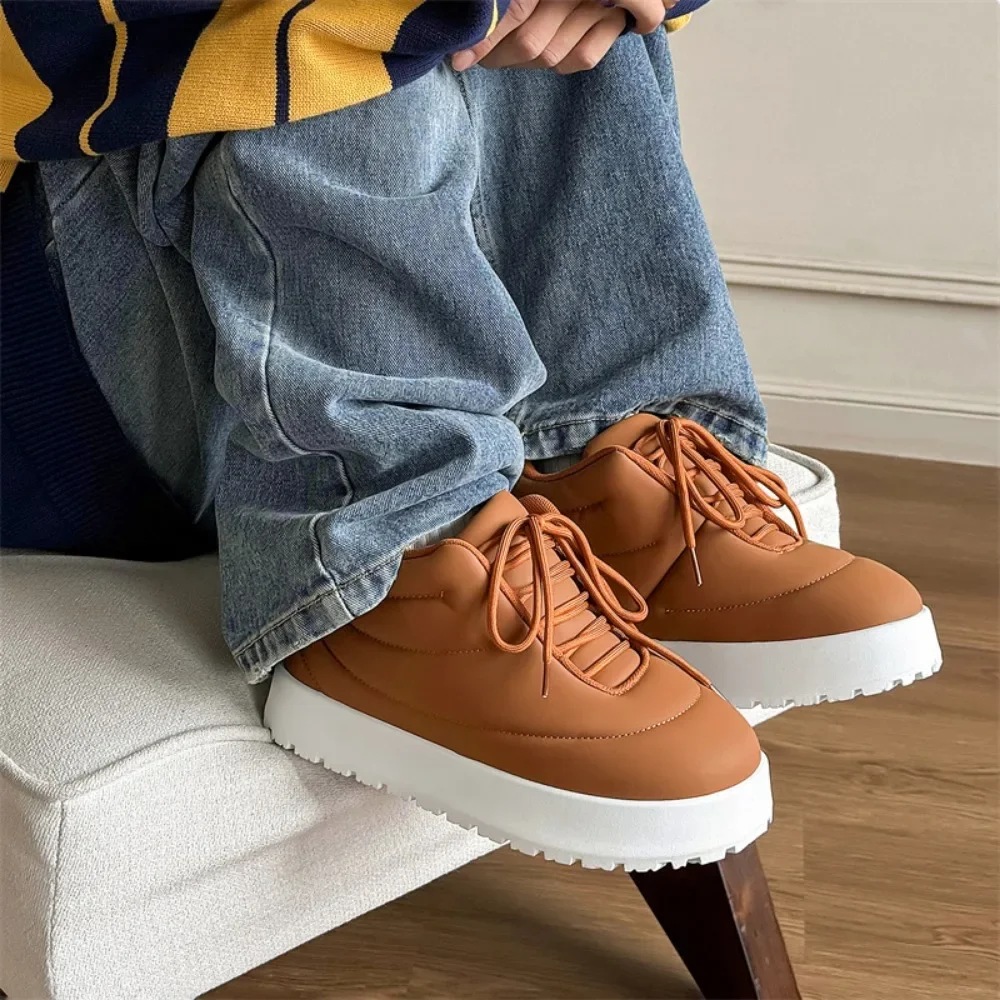 Men Sneakers New Men\'s Bread Shoes Trendy Sports Versatile Casual Board Shoes Men Sports Shoes