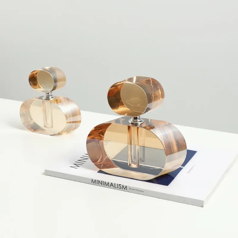 2026 Unique Glass Bottle Crystal Perfume Bottle Geometric Elliptical Glass Jar Transparent Home Decoration Accessories
