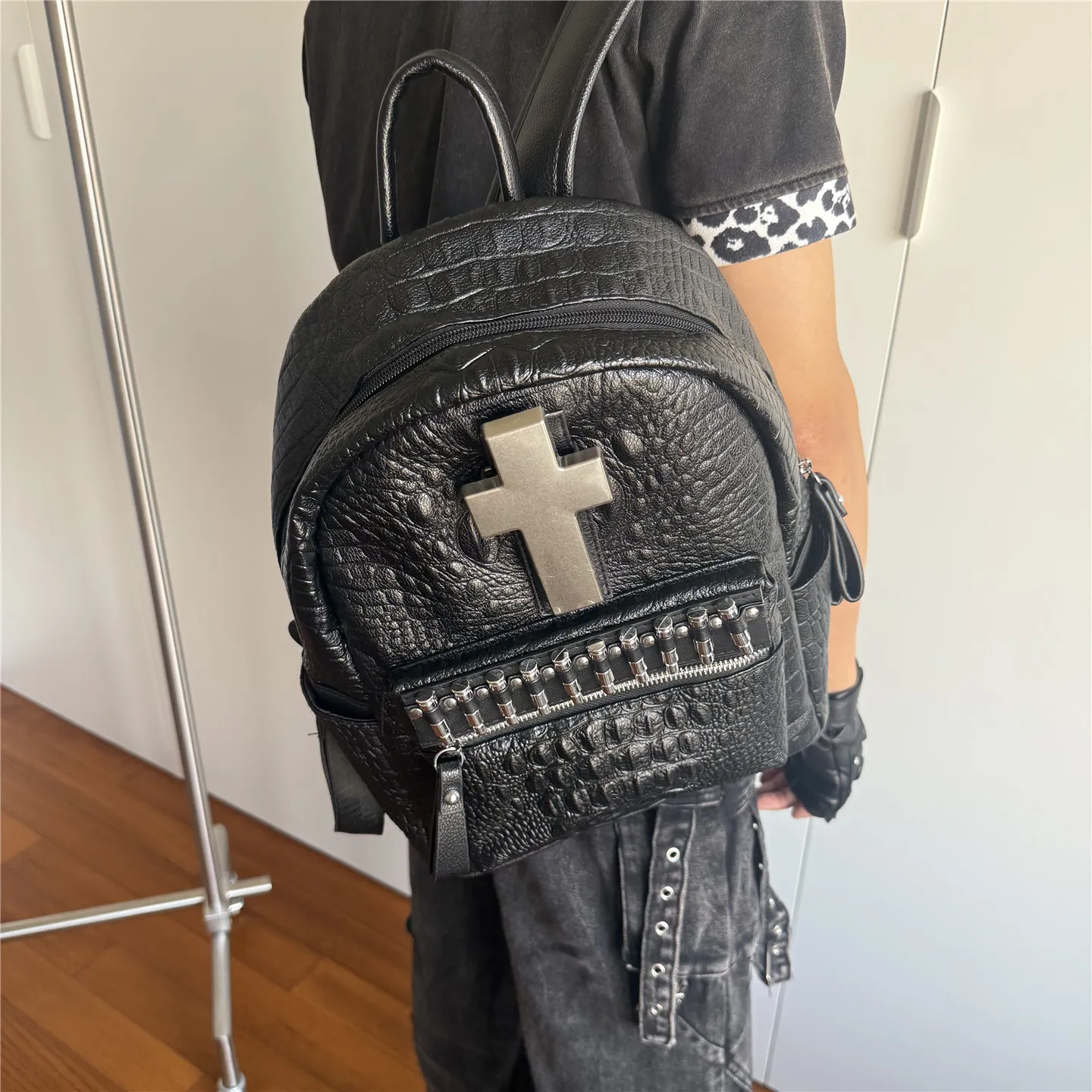 Black Punk Backpack Crocodile Pattern Cross Rivet Y2k Unique Schoolbag Original Designed Commuter Backpack
