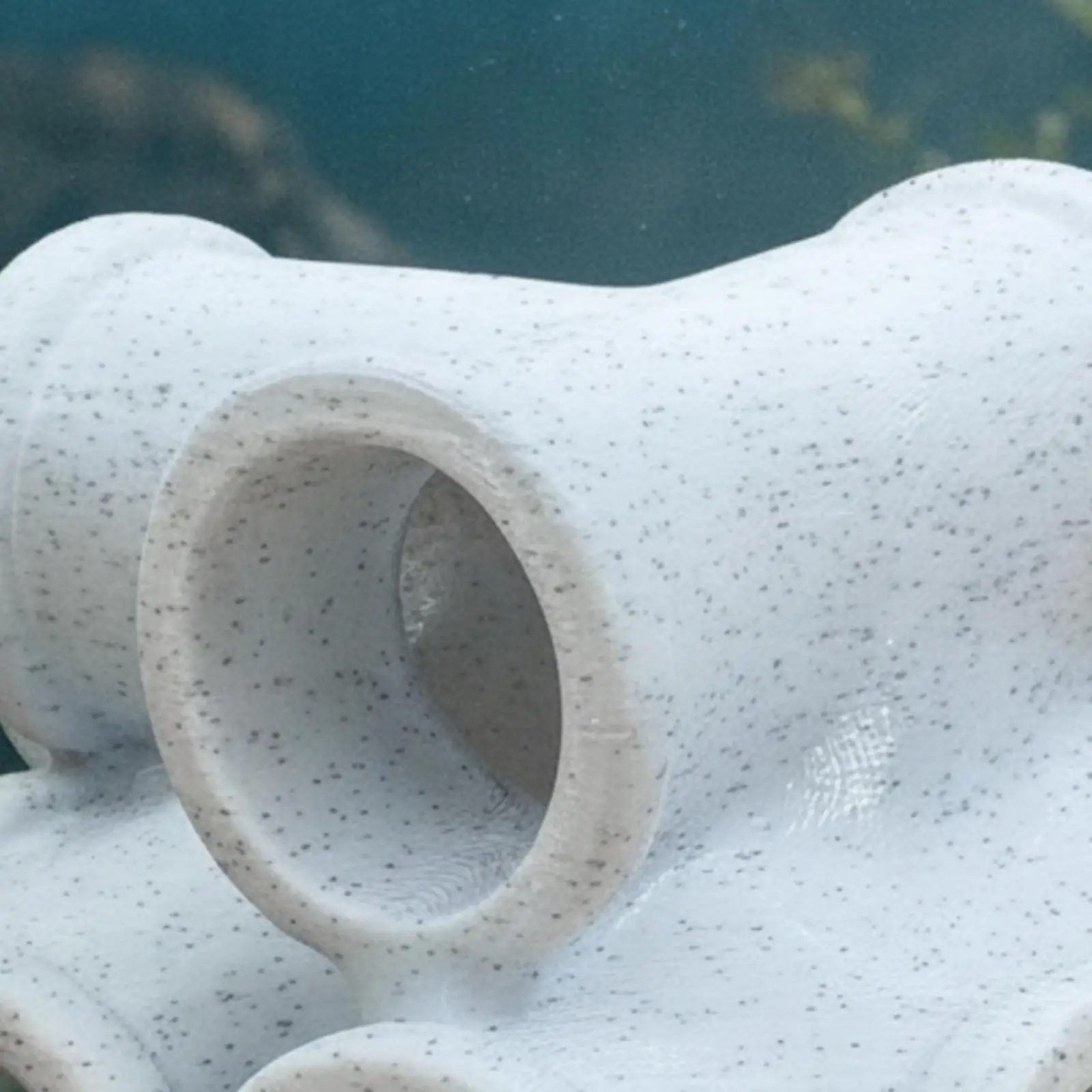 Aquarium Hide Cave PETG Stacked Tunnel Decor for Shy Fish Mini Aquarium Ornament with Porous Interior Shelter