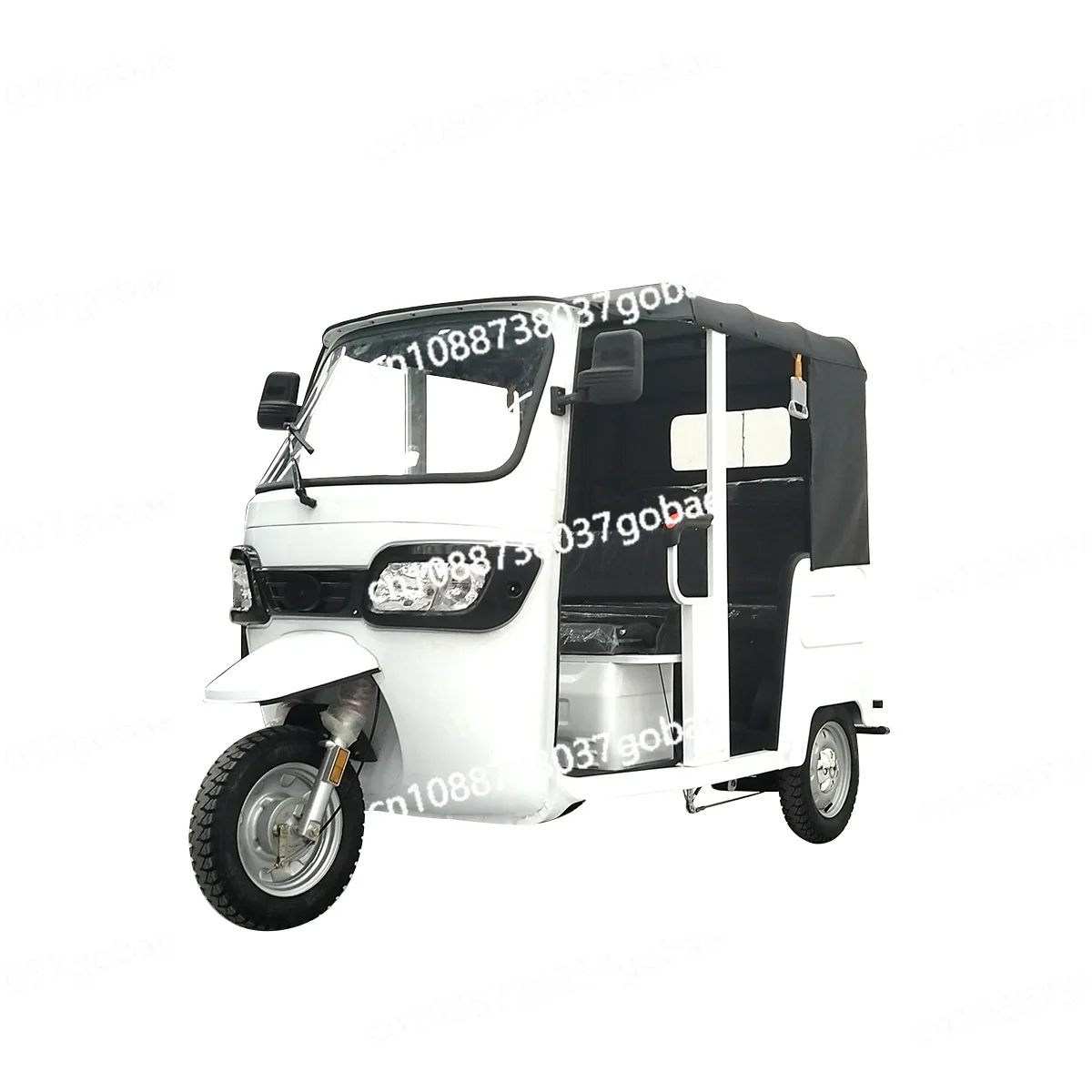 Passengers in passenger cars, electric tricycles, sunscreen belts, multi-seater sightseeing, two rows of 4 seats