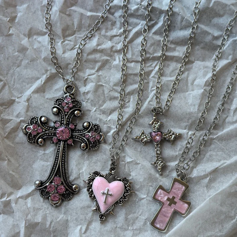 4 Pink Gothic cross pendants, inlaid with silver powder imitation enamel perforated heart-shaped jewelry