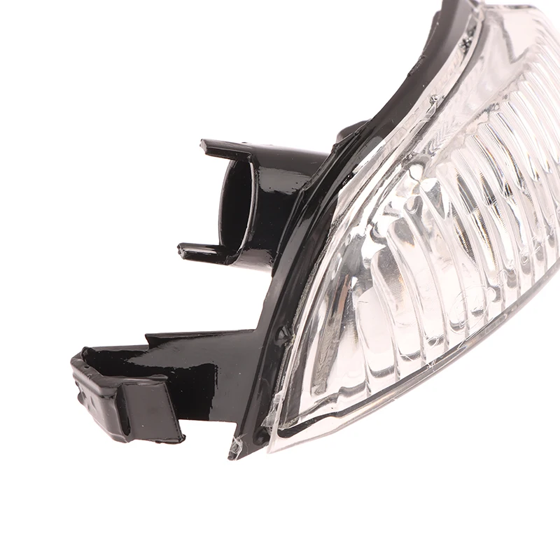 

High-Quality Auto Part Dependable 1 Piece Reverse Signal Light for Renault Logan Sandero II Mirror 261600509R