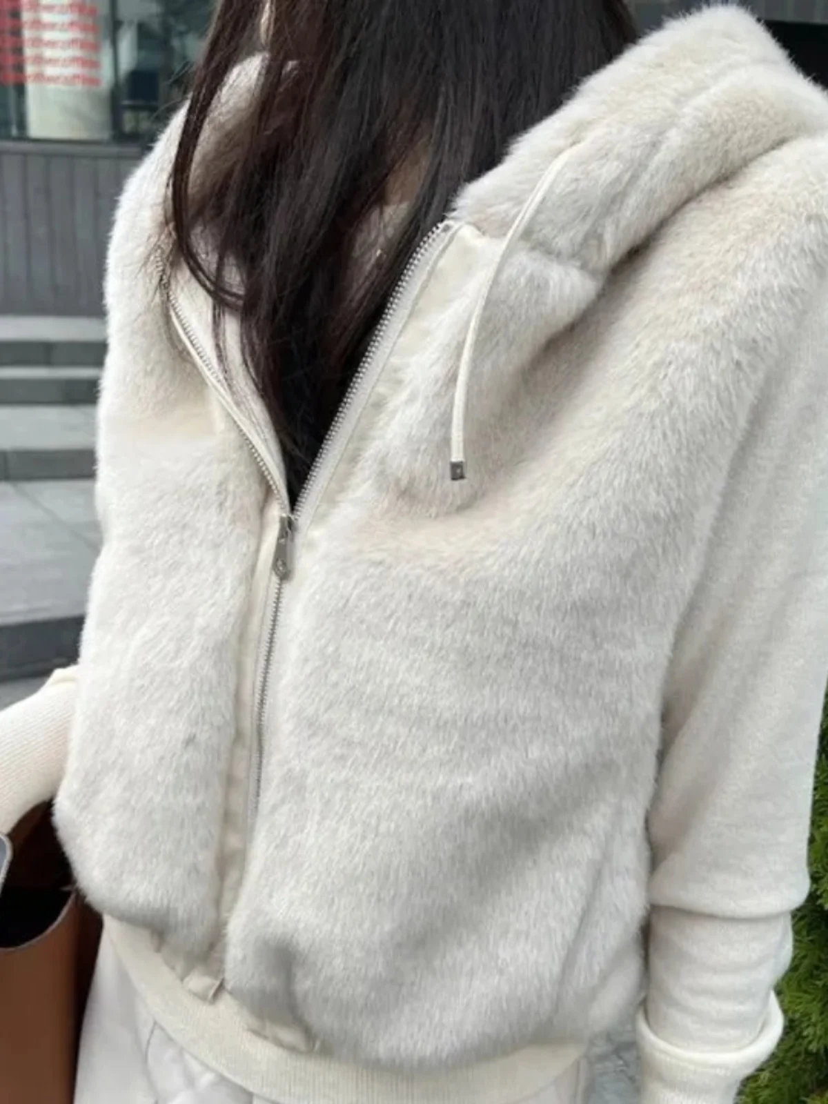 Vrouwen Chic Winter Faionable Losse Bont Vest Jas Capuchon Casual Veelzijdige Nep Nertsen Bont Jaet ort Rits Koreaanse Sle