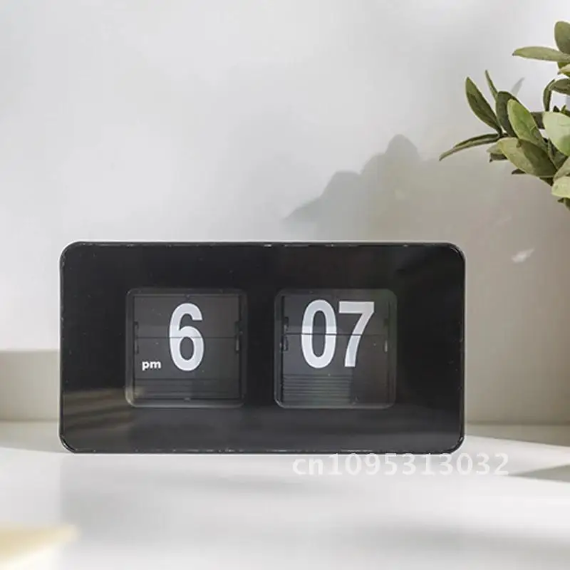 

Auto Flip Clock, Classic Retro Vintage Digital Clock, Wall Home Clock Clock for Hang/Desktop File Study Page Down Bedroom