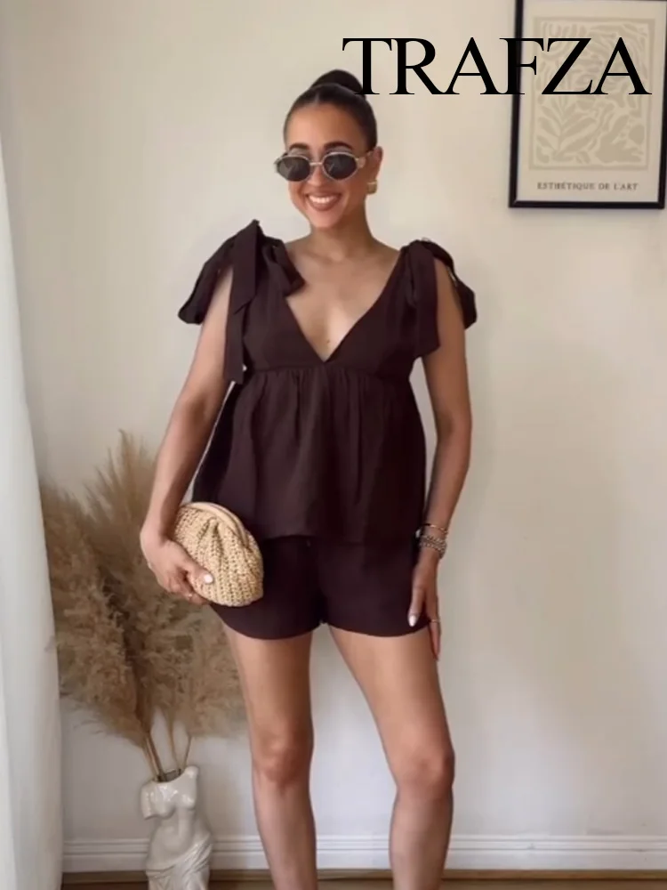 

TRAFZA Women Loose Bow Decoration Solid Suit V-Neck Backless Sleeveless Top+Summer Elastic Waist Side Pockets Mini Shorts Suit