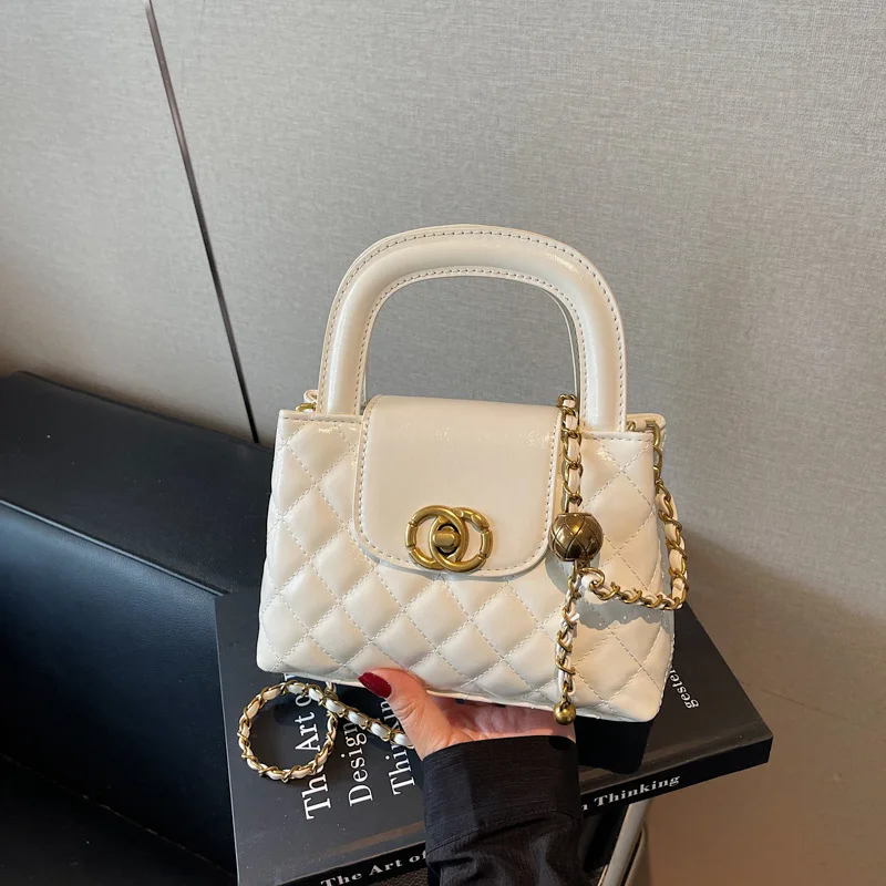 

2025 Quilted Square Bag, Embroidered Shoulder Purse for Women, Niche Chain Strap Crossbody, Textured Day-to-Night Tote