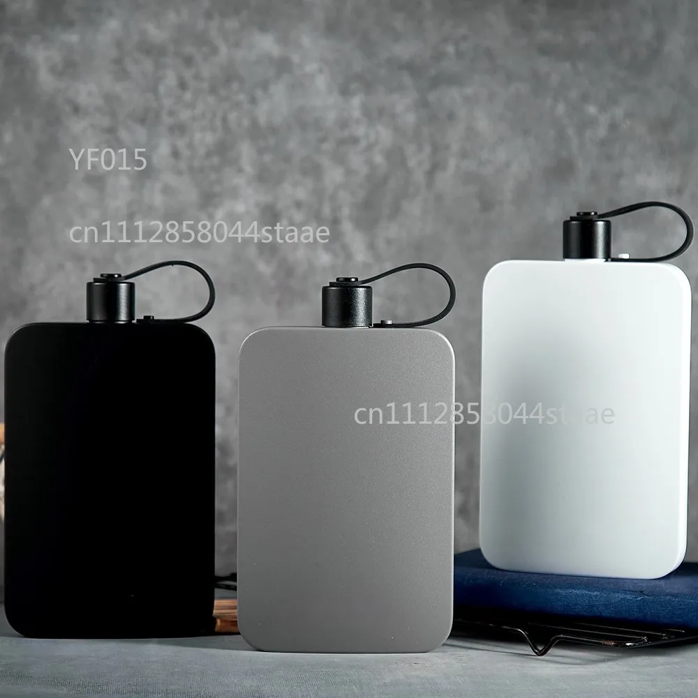 500ml 304 Stainless Steel Thickened Hip Flask, Personalized Outdoor Portable Flat Kettle for Men Women