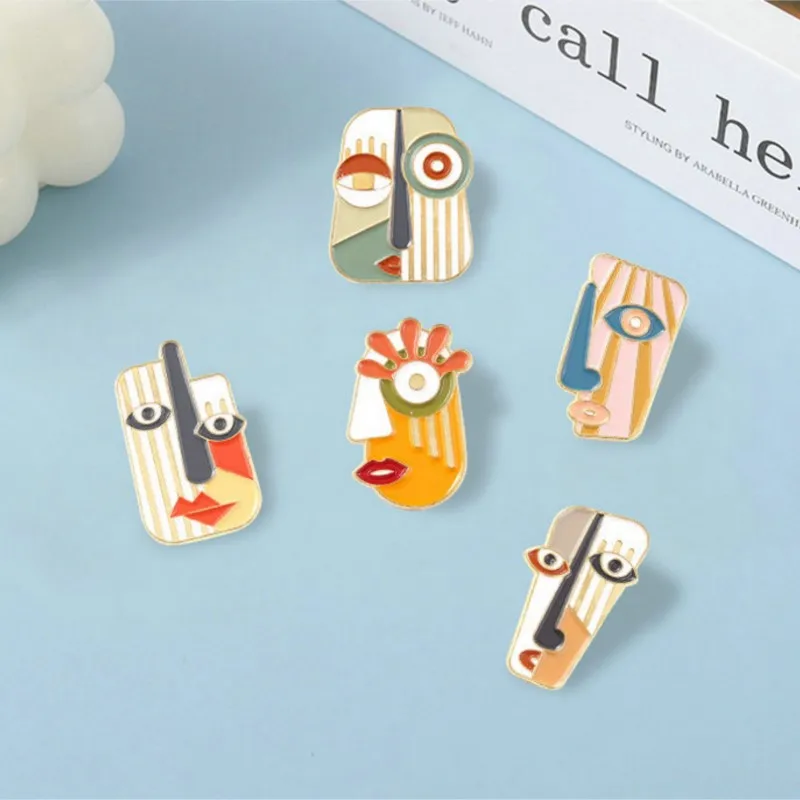 Abstract Face Enamel Pins Modern Geometric Portrait Art Metal Brooches Animal Badges Pins up Gift for Men Women Accessories