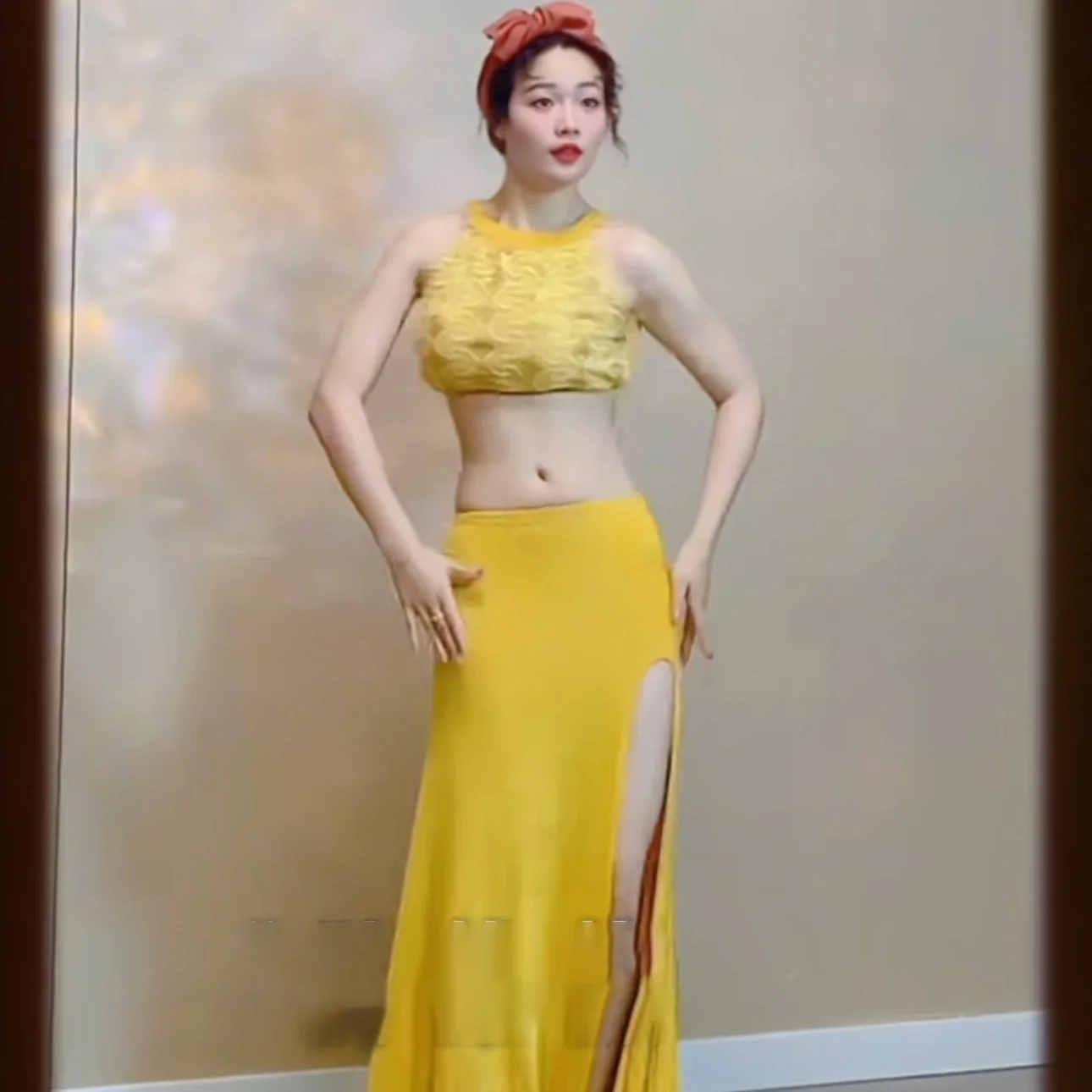 ベリーダンスパフォーマンス衣装大人女性のセクシーな気質練習服初心者ソフトで快適なトレーニングセット