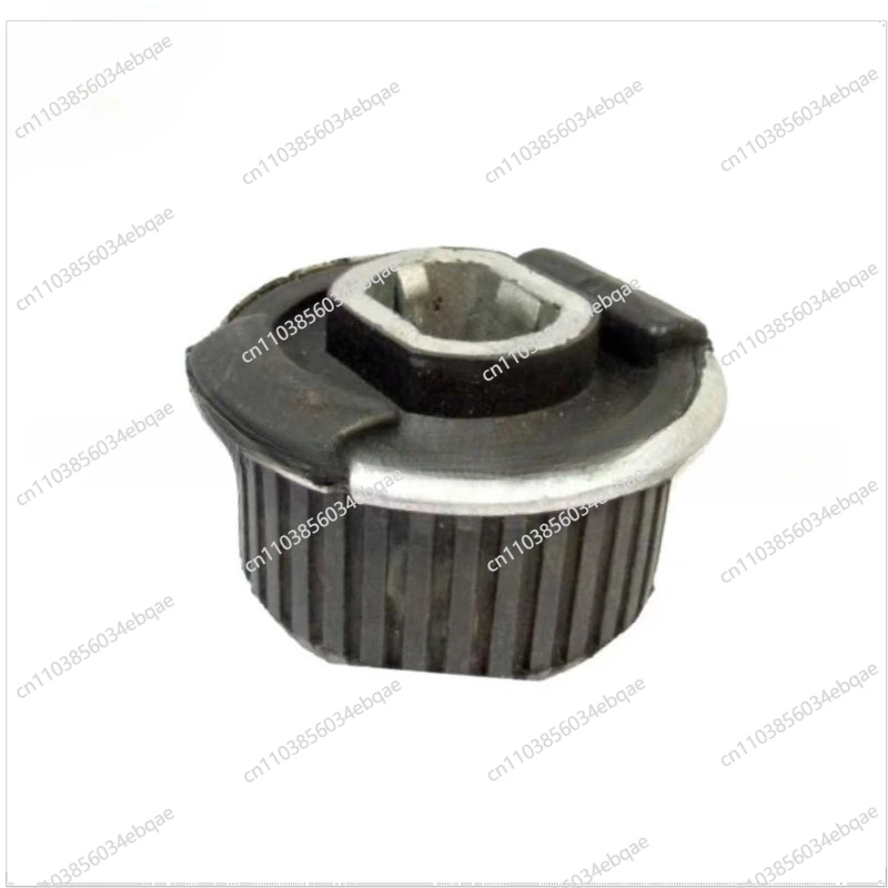 

Втулка 1243511942 для Mercedes-Benz W124/C124/A124/S124