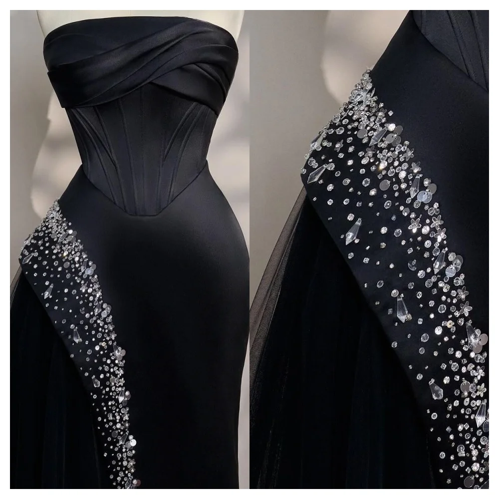 فستان سهرة فاخر من الساتان الأسود بتصميم حورية البحر مخصص بدون حمالات بدون أكمام للحفلات الراقصة بطول الأرض