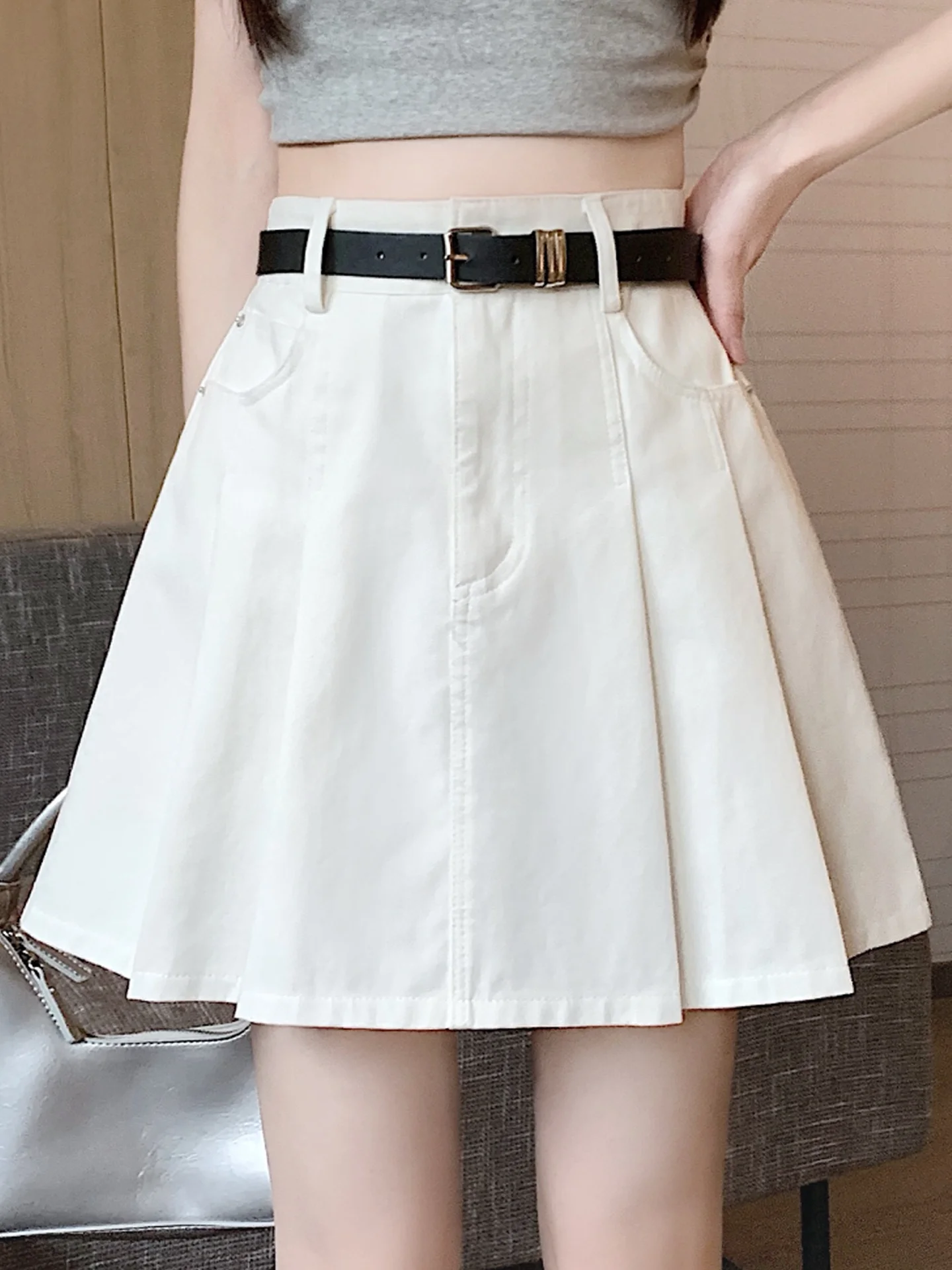 

White Denim Skirt Women's Spring Summer 2026 New High Waist Slimming Anti-Light A-Line Pleated Half Skirt Korean Style