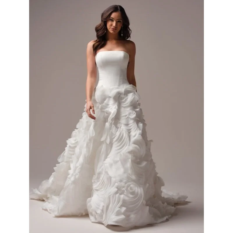 

Custom Gorgeous Strapless Princess Wedding Dress 3D Decal Off-shoulder Bridal Ball Dress Fairy Tale Wedding Romantic Wedding Dre