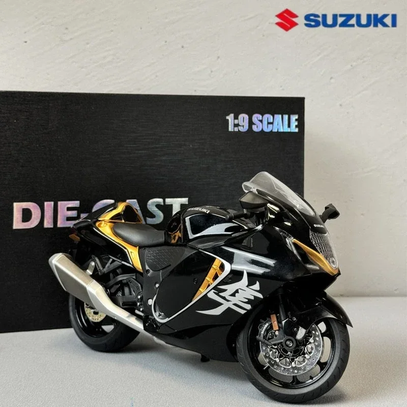 1:9 Suzuki GSX-1300R Hayabusa Alloy Diecast Scale Motorcycle Model Off Road Autocycle With lighting Collection Children Toy Gift