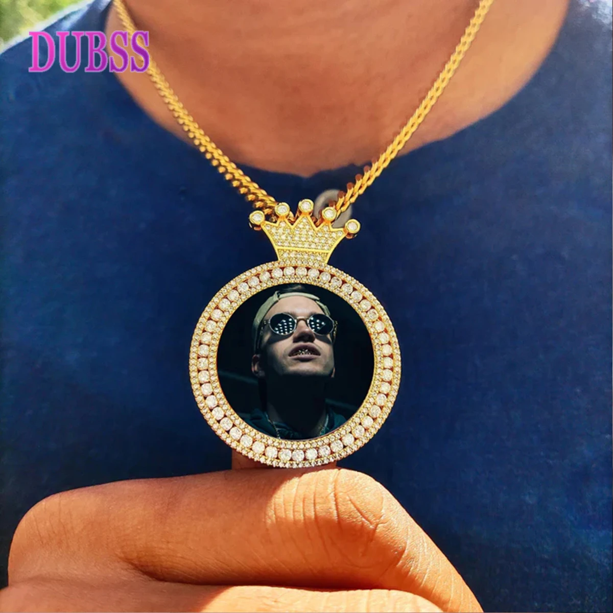 

Dubss Custom Photo Necklace for Men Picture Memory Crown Micro Pave Charms Gold Color Plated Hip Hop Rock Jewelry