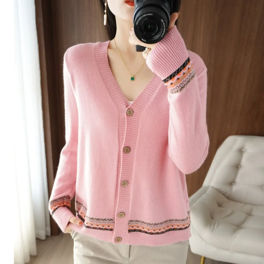 

Women's V-Neck Color-Block Knitted Cardigan Long-Sleeved Loose Fit Autumn Winter Outerwear Top Bottoming Jacket