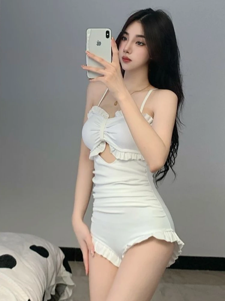 Ladies Romantic Conservative Athletic Swimwear Full Coverage UV Protection Beach Cover Up for Student Girls