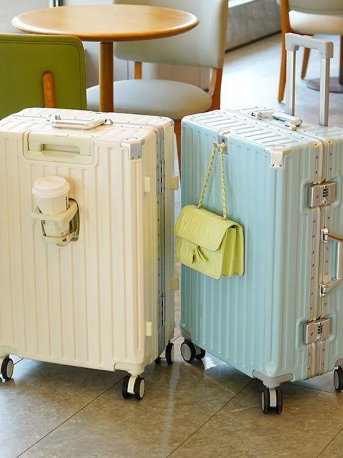 

2024 New Luxury Multi-Functional Lage Carryon Suitcase with Cup Holder Large Capaci Password Travel Bag for Men And Women