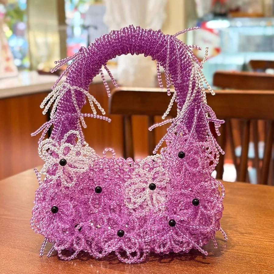 

Милая и игривая тканая сумка ручной работы с цветком из бисера, креативная индивидуальная повседневная сумка для смены помады