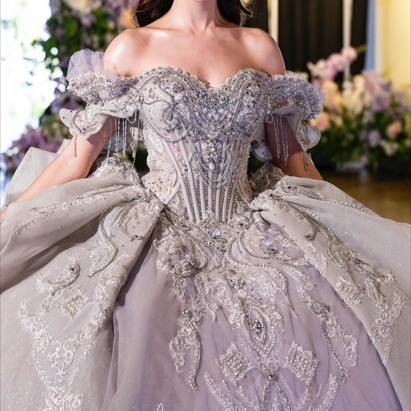 أرجواني فاتح لامع فساتين Quinceanera قبالة الكتف الترتر زين الدانتيل الديكور كريستال تول مشد حفلة عيد ميلاد الحلو 16