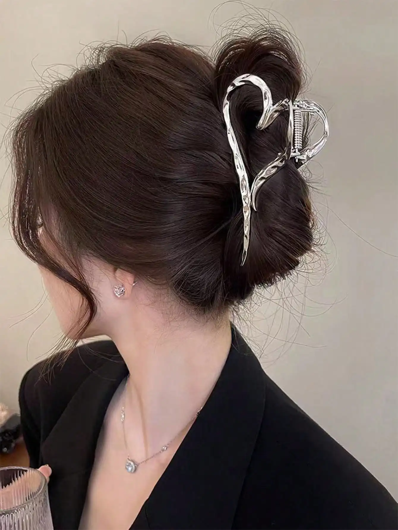 1 Stück Splitter, elegantes Liebesdesign, Haarspangen, Ornament, Herz, goldene Haarklammer, großer, rutschfester Haarschmuck für Frauen – Detail 6