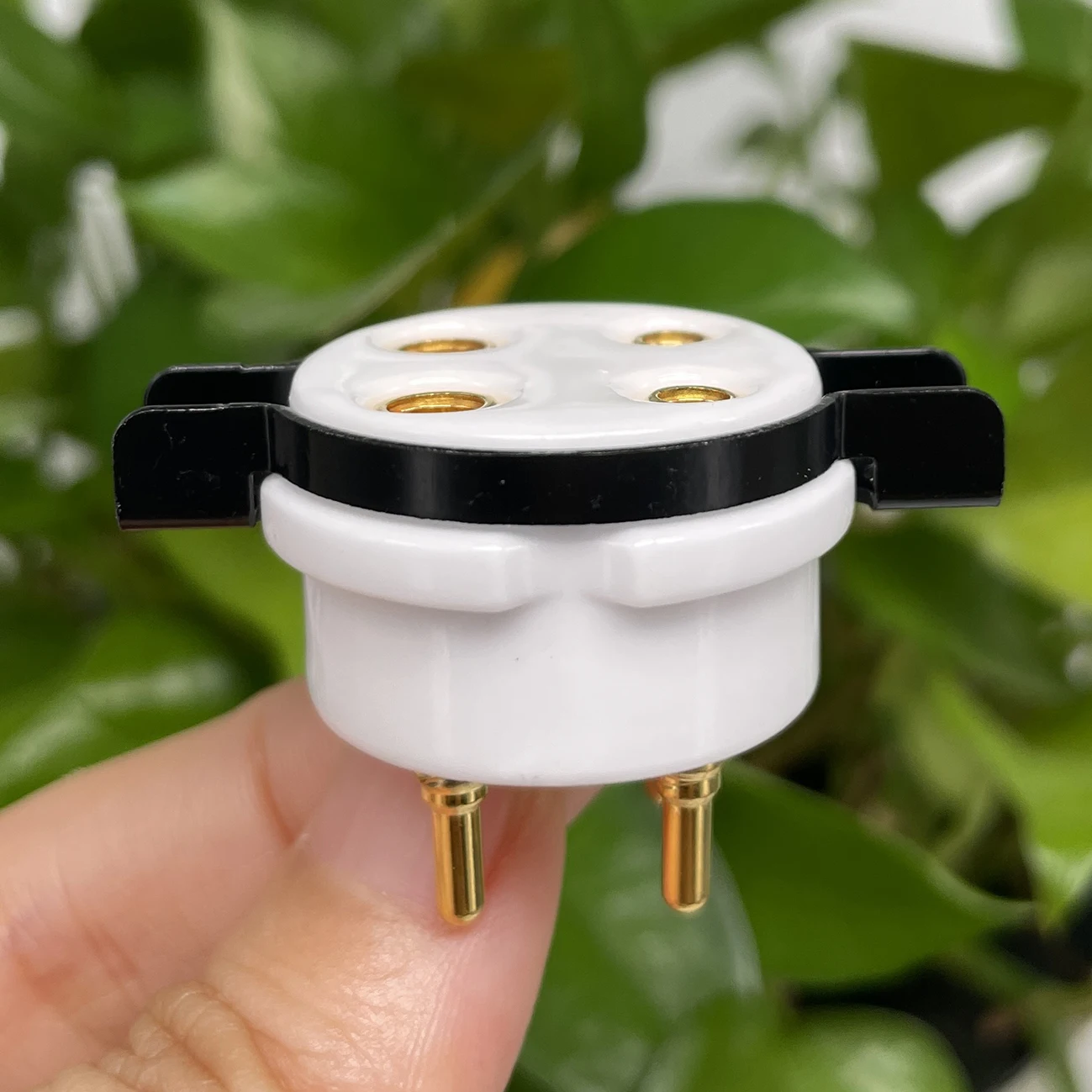 1 قطعة EIZZ 4pin أنبوب المقبس قاعدة ل 2A3 300B FU-811 811 274B 572A 45 50 5Z3 101D الإلكترون أنبوب مطلية بالذهب Hifi مضخم الصوت