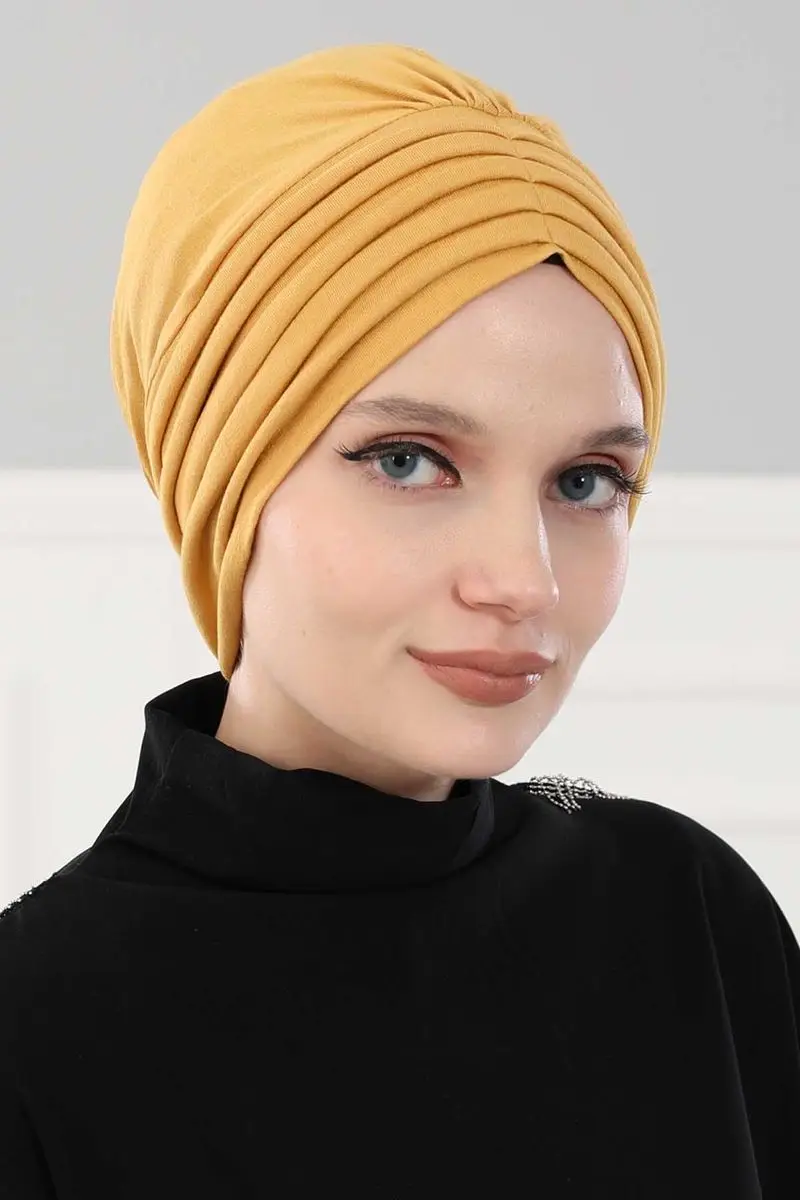 Pleated combed Bone mustard