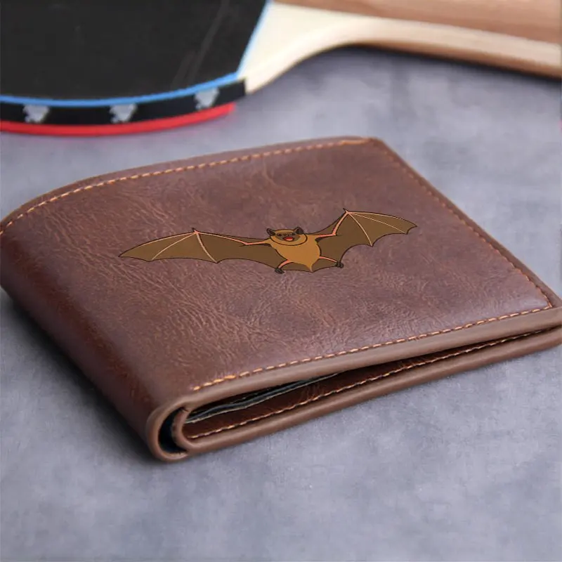 Carteira de couro PU com emblema de morcego, design minimalista para homens e mulheres, leve, durável, acessório de moda diária