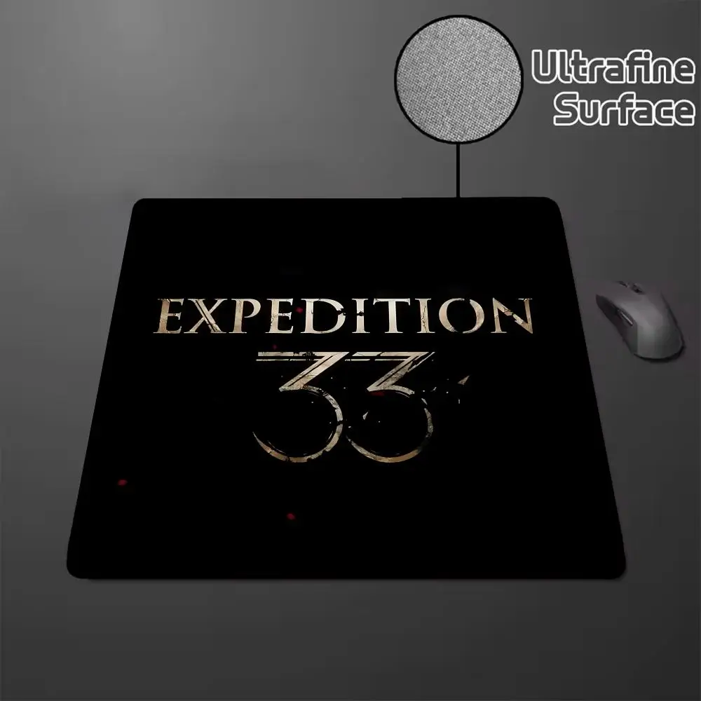 Clair Obscur Ekspedisi 33 Alas Mouse Karet Kartun Alas Mouse Kecil Komputer Desktop Keyboard Kantor Permainan E-sport ROGs