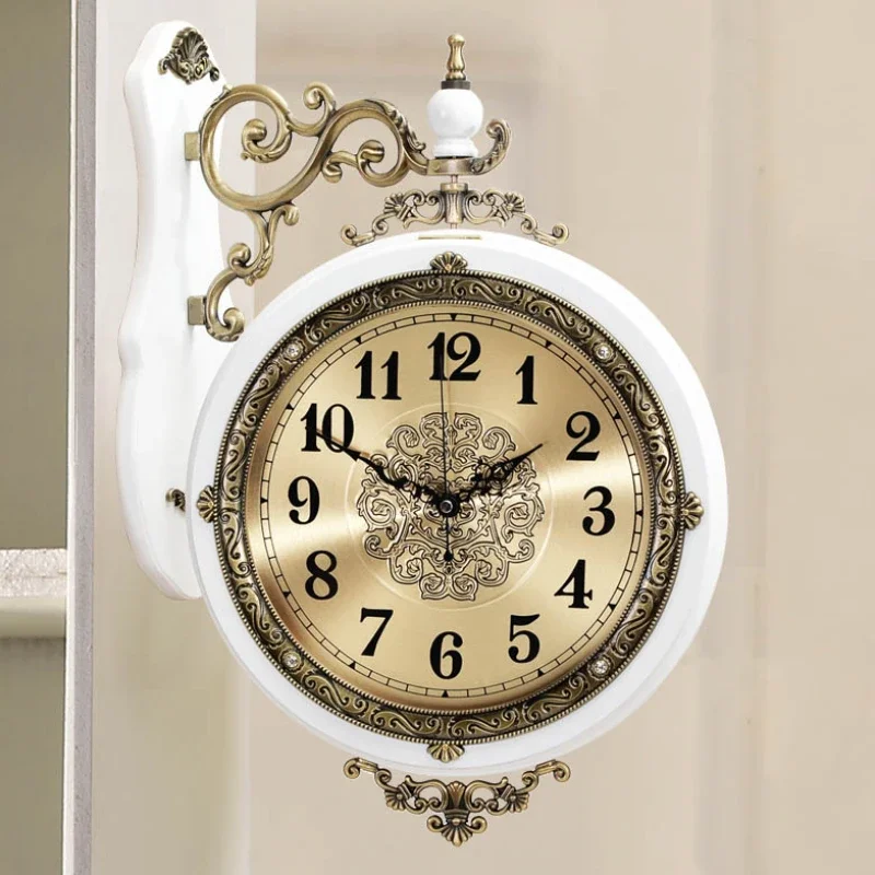 Vintage Mid Century Wall Clock Gold Black Small Wood Minimalist Modern Digital Clock Fancy Nordic Reloj Pared Home Furniture