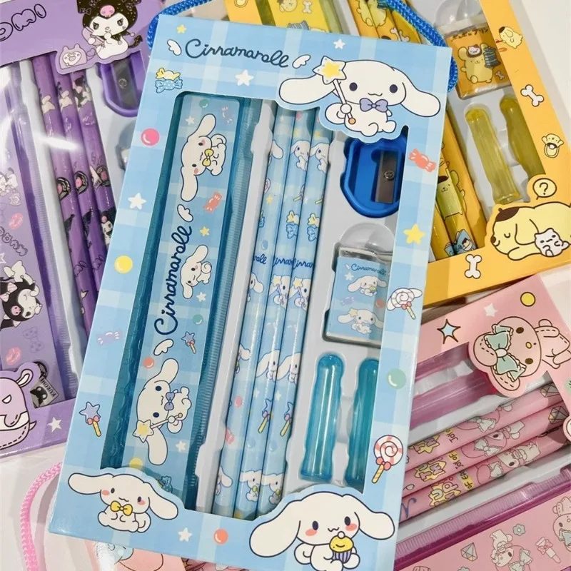 Sanrio Hello Kitty ชุดเครื่องเขียนการ์ตูนอะนิเมะน่ารักนักเรียนดินสอไม้บรรทัดยางลบเด็กโรงเรียนชุดวันหยุดของขวัญ