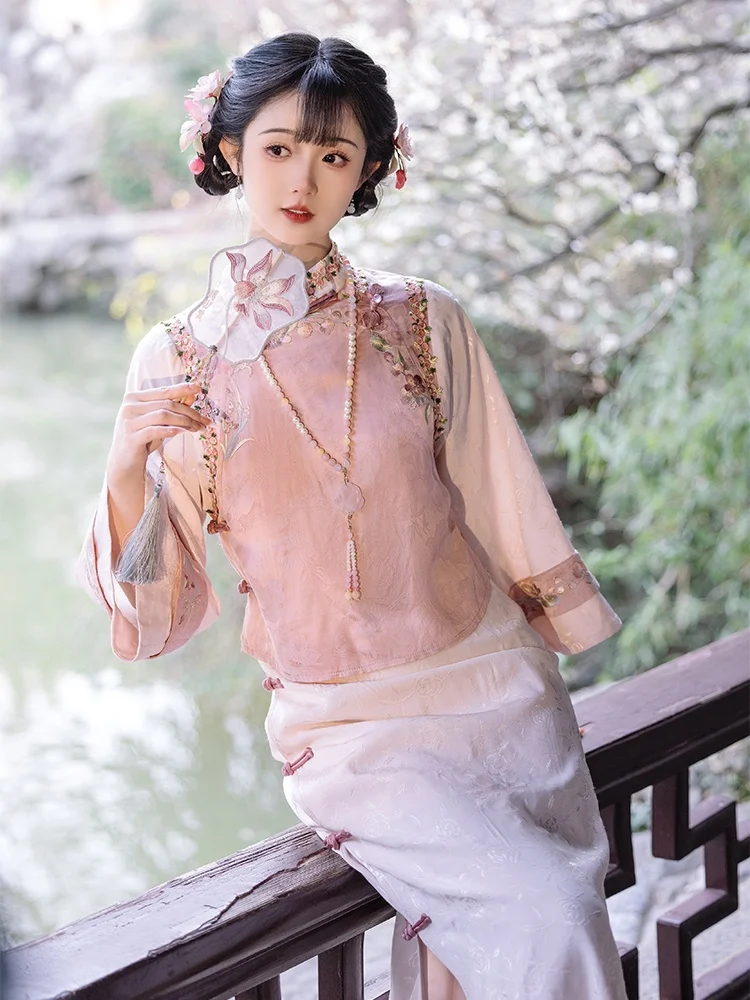 

Платье-ципао Chuan Dai Time с узором «Маленькие сливовые ветки», женское, с полностью распашной передней частью, для повседневной носки, в винтажном стиле, макси-юбка