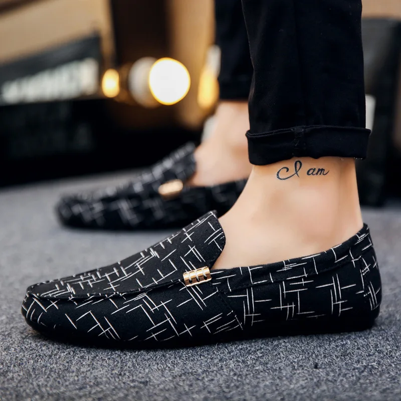 Summer Designer Men Loafers Comfortable Flat Casual Shoes Men\'s Breath Slip-On Soft Leather Driving Shoes Moccasins Mens Shoes