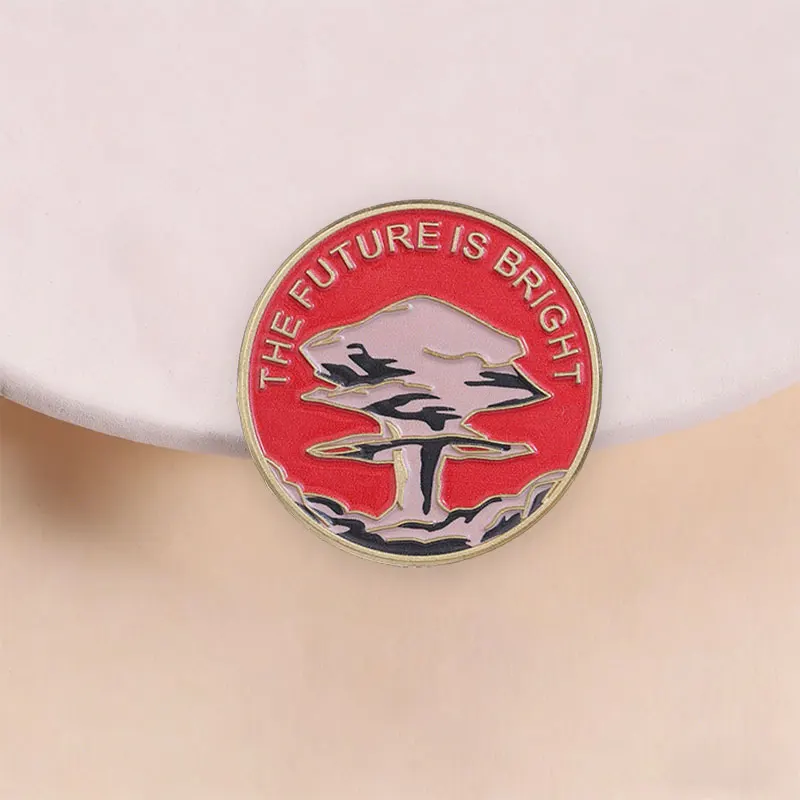 Round Shape Enamel Pin The Future Is Bright Slogan Brooch Red Gold Tone Art Pattern Badge Lapel Pin for Backpack Jacket Decor