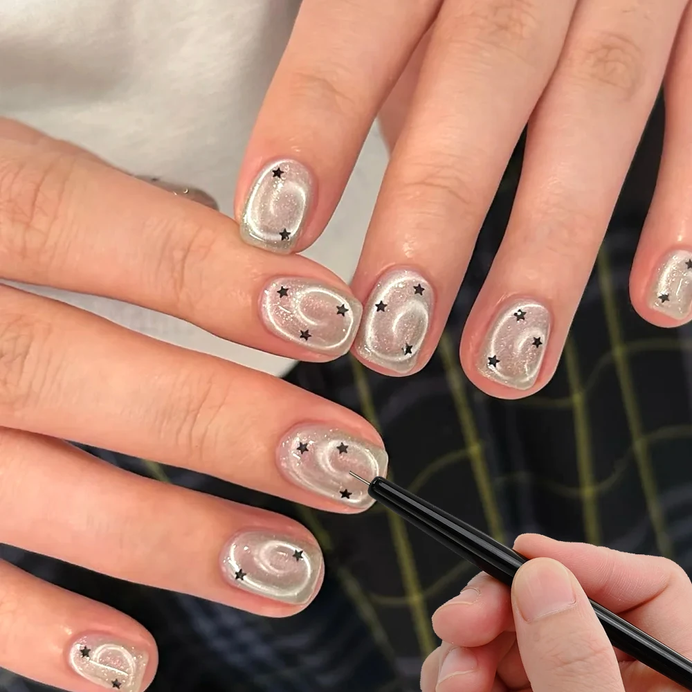 2 pezzi Swirl Cat Eye Nail Art Set di penne magnetiche Cilindrico Cat's Eye Magnet Rod Aspirazione per unghie Sfera in acciaio Penna magnetica Strumento per manicure