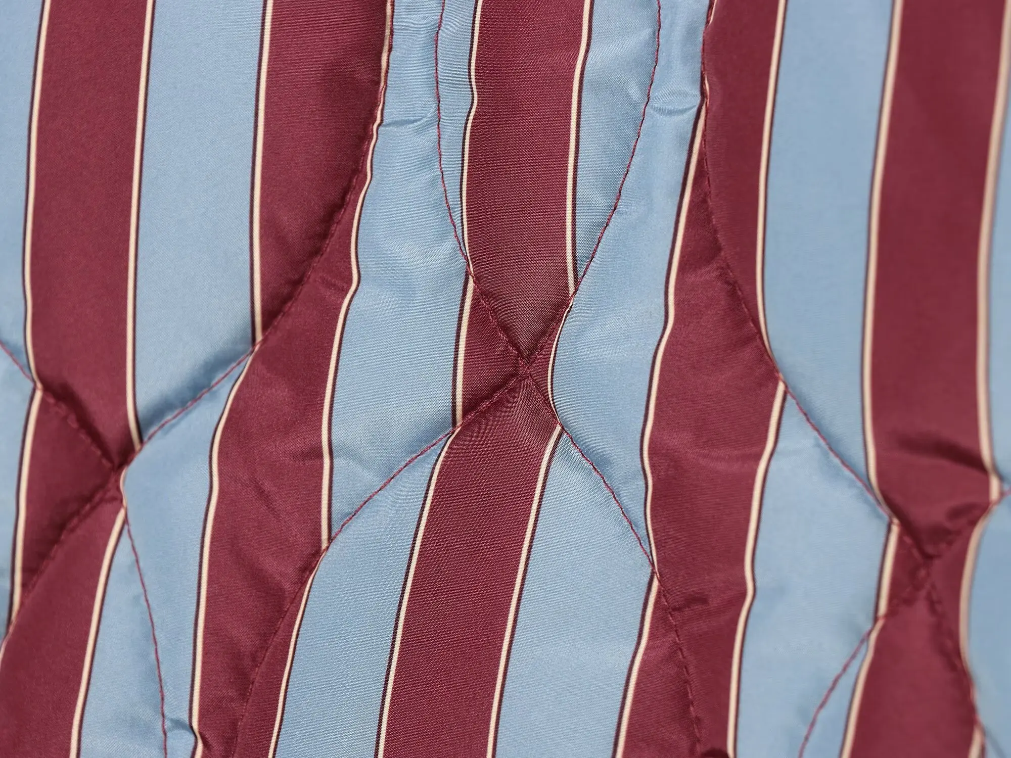BSAY Herbst 2026 Damenmode Vielseitige Gestreifte Gesteppte Jacke mit Langen Ärmeln, Froschknöpfen und Stehkragen, Locker Geschnitten, Herbst-Oberbekleidung – Detail 9