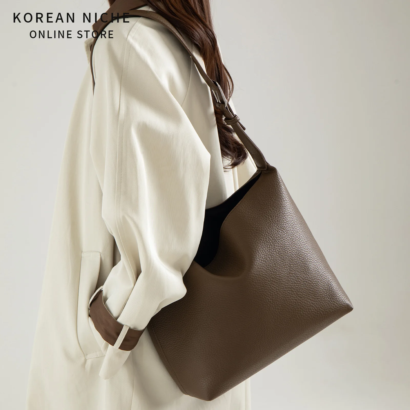 

Faionable mat Women's Suede Leather Underarm Bag Handbag Single oulder Bag Retro Design ular Element Sewing Line