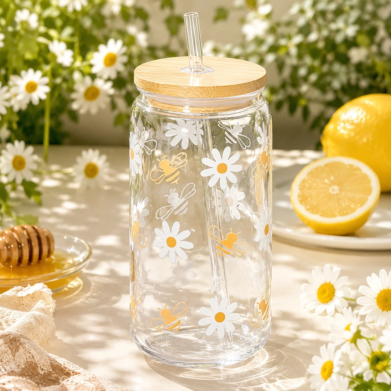 Bee Daisy Plastic Tumbler Cute Plastic Cup with Bamboo Lid Straw Reusable Iced Coffee Cup for Women Home Office Travel Picnic