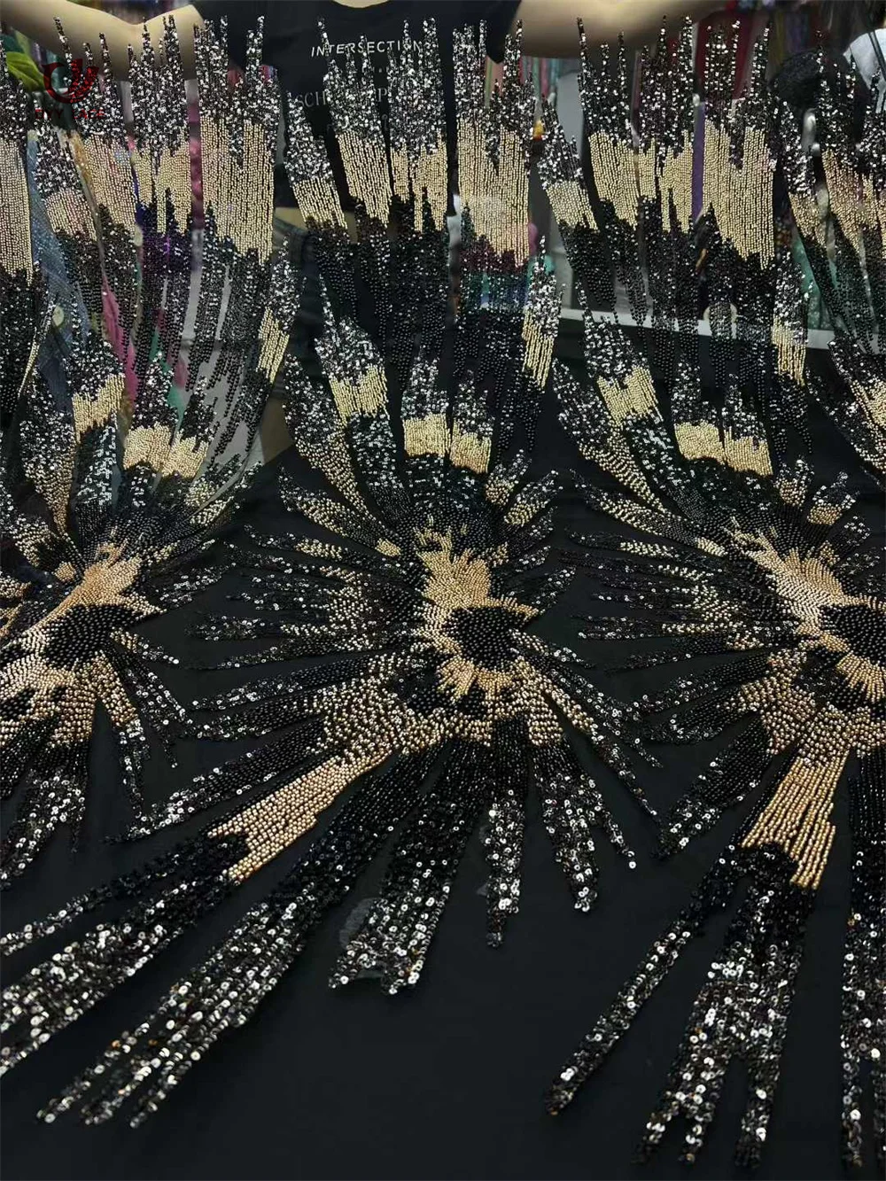 

5 Yards African Groom Tulle Lace Fabric 2025 High Quality Sequins Embroidery Decoration Nigeria French Wedding Party Dresses