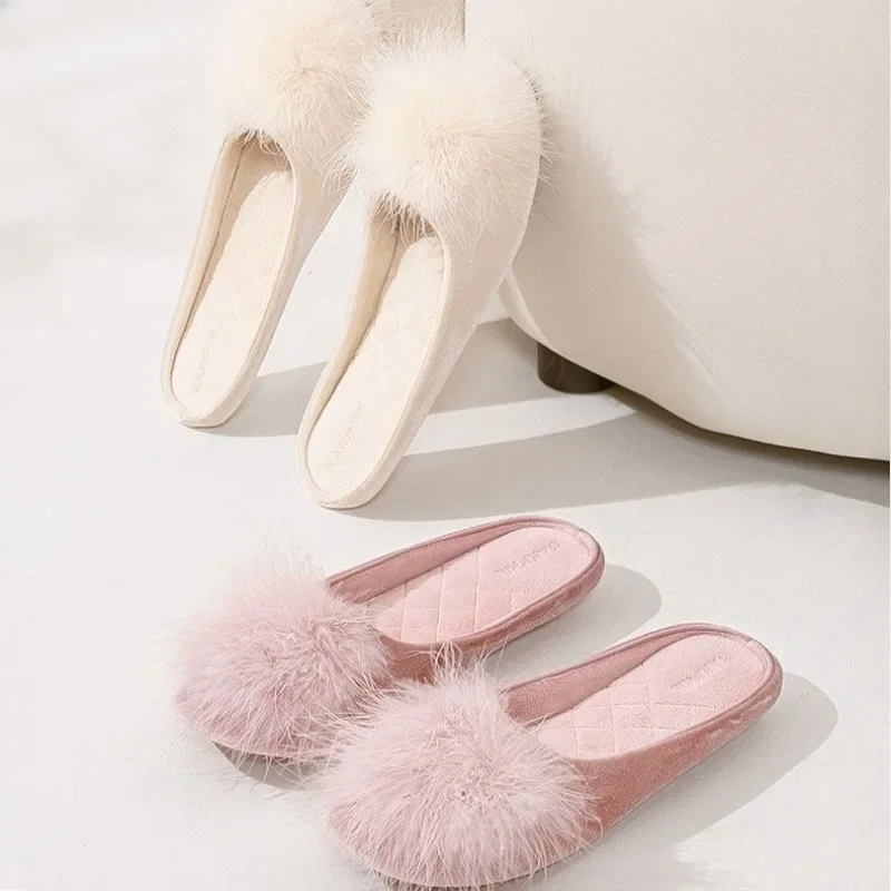 ريشة شعري تزيين شبشب منزل دافئ النساء الراحة الساتان شقة مصمم حذاء خفيف الوزن عدم الانزلاق نعال من القطن السيدات