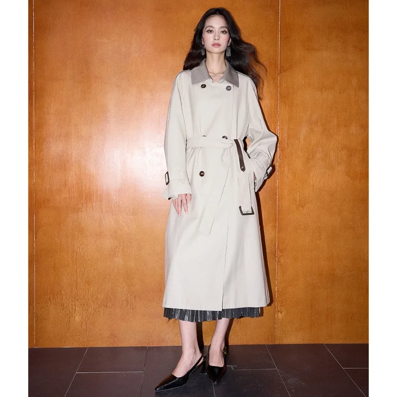 Otoño nuevo clásico moderno Retro estilo británico versátil franjas de diferente color de longitud media gabardina suelta mujeres de moda y único