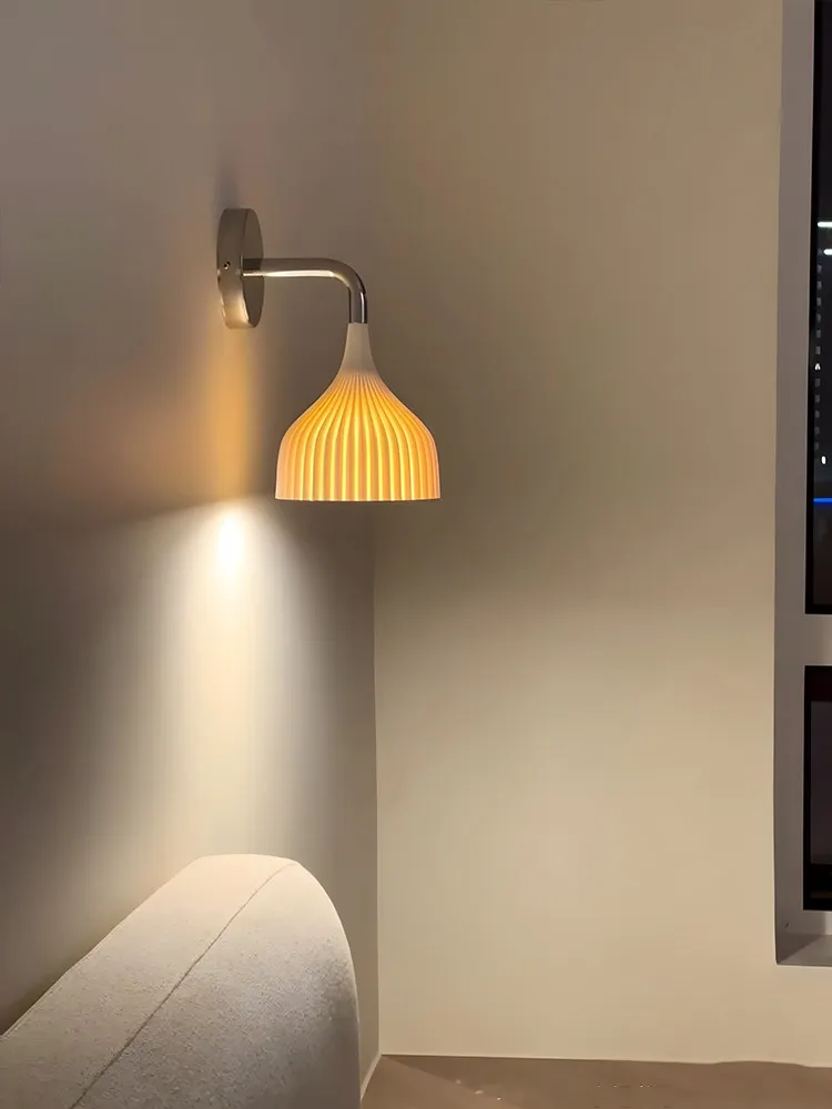 

Скандинавский настенный светильник в современном стиле, прикроватный светильник кремового цвета, эстетика Ins, для спальни, гостиной, столовой, домашнего декора, подвесные светильники