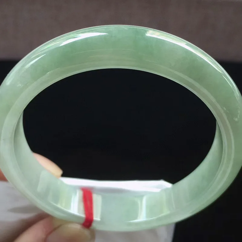 

Factory Wholesale Myanmar Natural Emerald a Goods Background Color Positive Ring Jade Bracelet