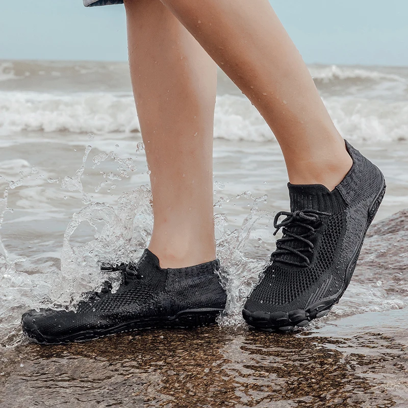 Zapatos de agua descalzos para hombre, zapatillas de playa de secado rápido, sandalias deportivas para gimnasio, ligeras, con cordones para parejas, 46