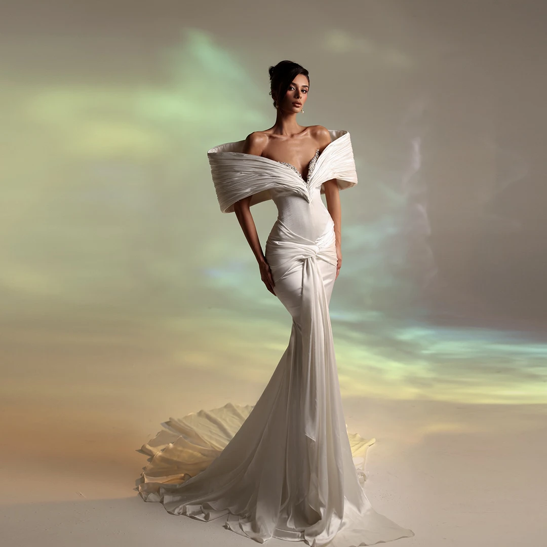 

Luxury Off The Shoulder Long Bride Dress For Women White Pleated Wedding Gowns with Crystal V-Neck Mermaid Train Gown Customized