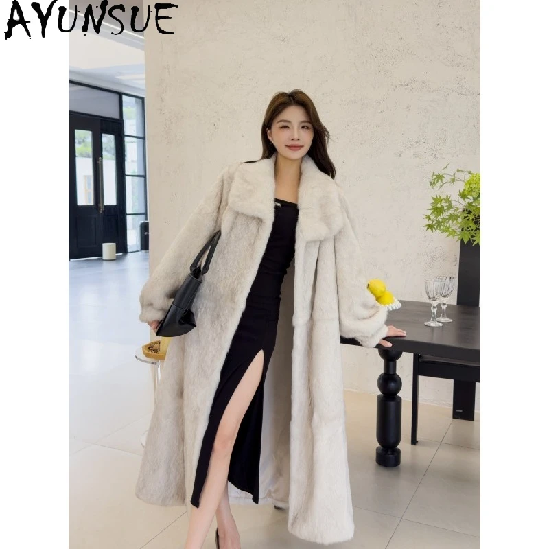 معطف فرو الأرنب من AYUNSUE معاطف شتوية فاخرة للسيدات لعام 2025 سترة طويلة من الفرو ملابس نسائية ذات نوعية جيدة Fourrures نسائية