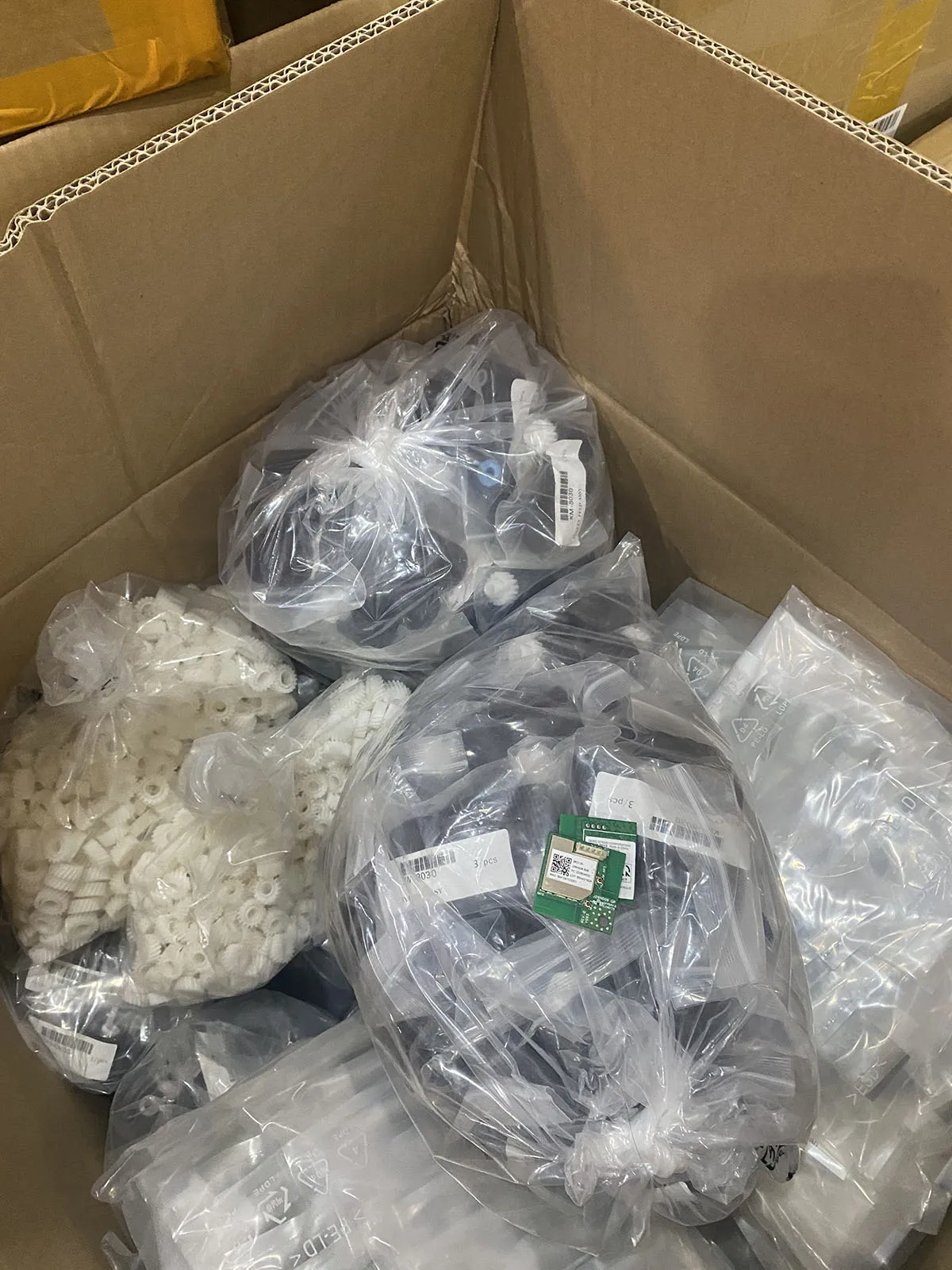 

L4260 L6270 WIFI BOARD J26H006 Combo Wireless LAN MINI USB Module for Epson L6260 L6276 L4263 L4266 L4267 L4268 L4269 Printer