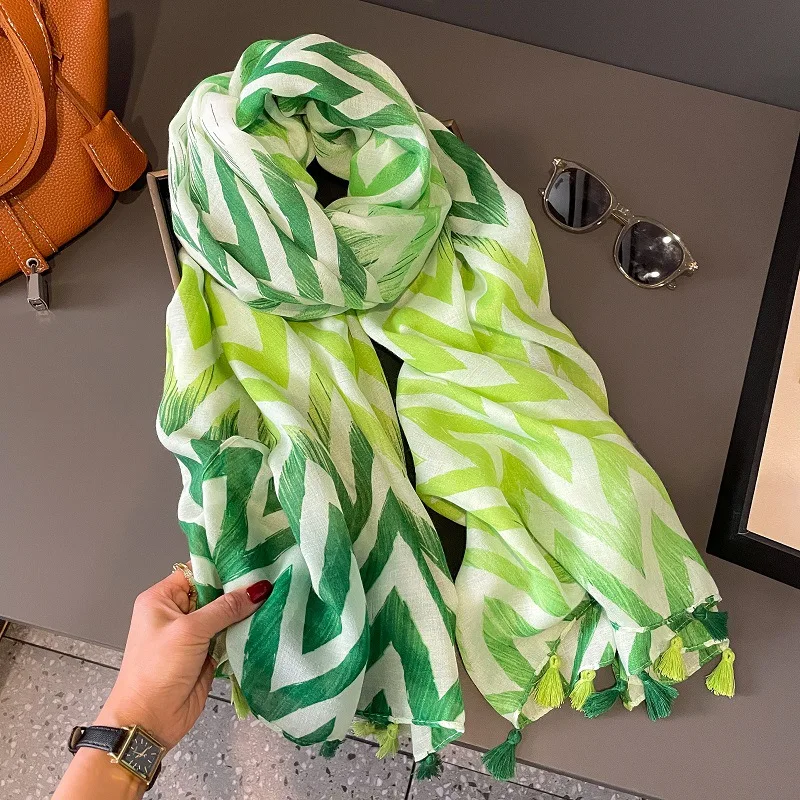 Women Fashion Ombre Wave Striped Tassel Viscose Shawl Scarf Lady High Quality Print Soft Pashmina Stole Muslim Hijab 180*90Cm